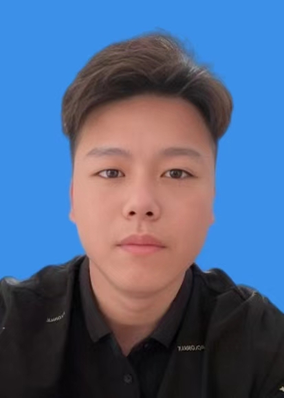 李润豪
