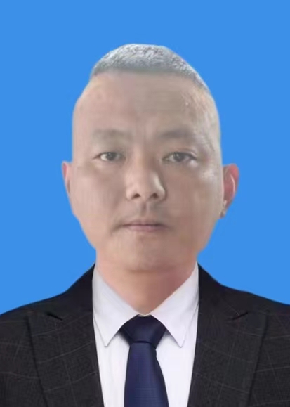 李磊