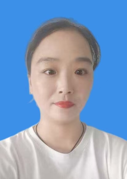 李莹