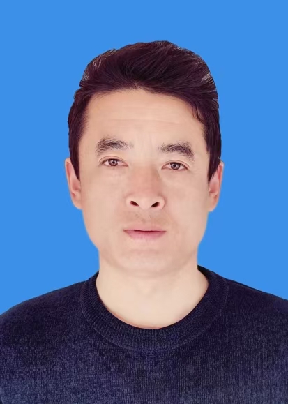 杨万发