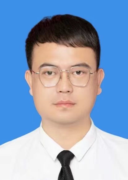杨文龙