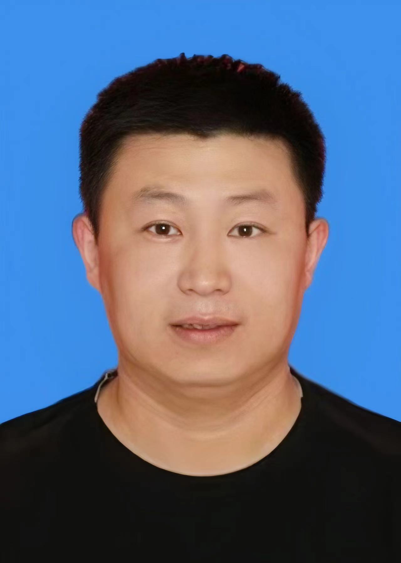 杨洪波