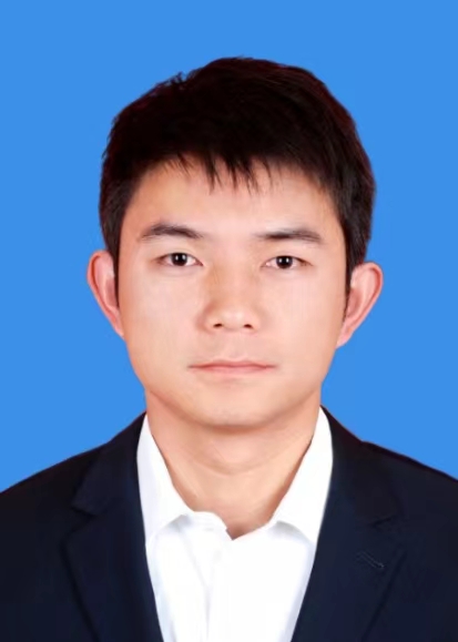 杨瑞