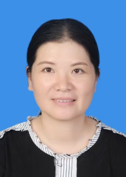 杨立英