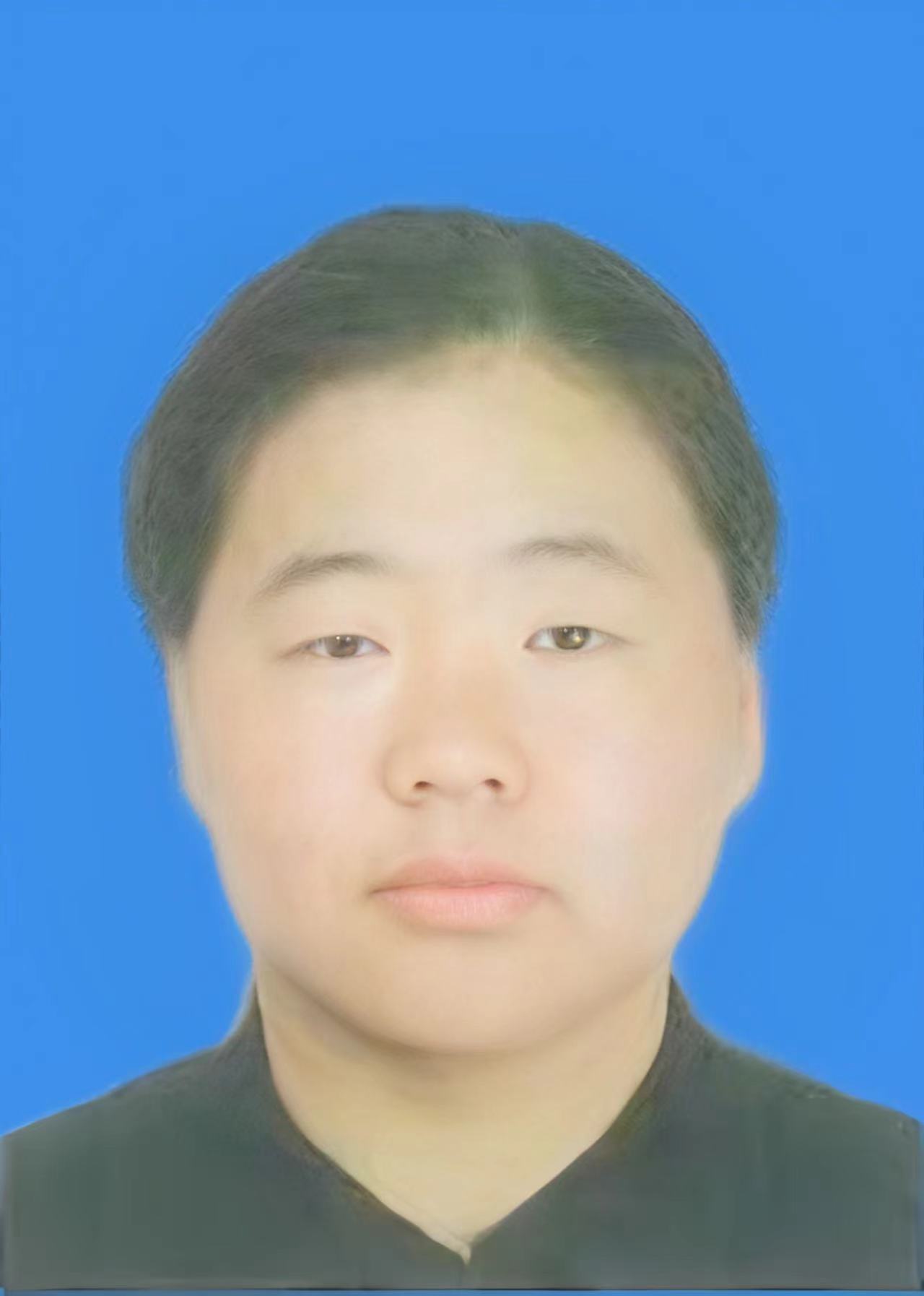 杨素英