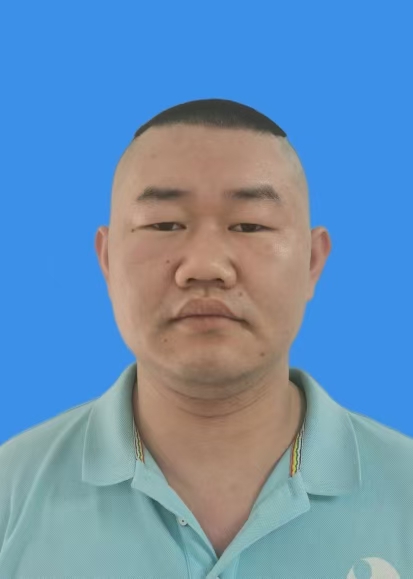 杨飞