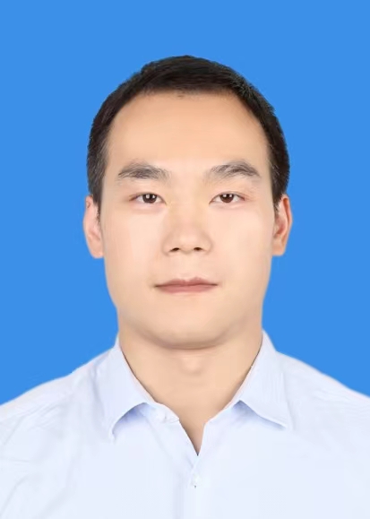 桑崧焱