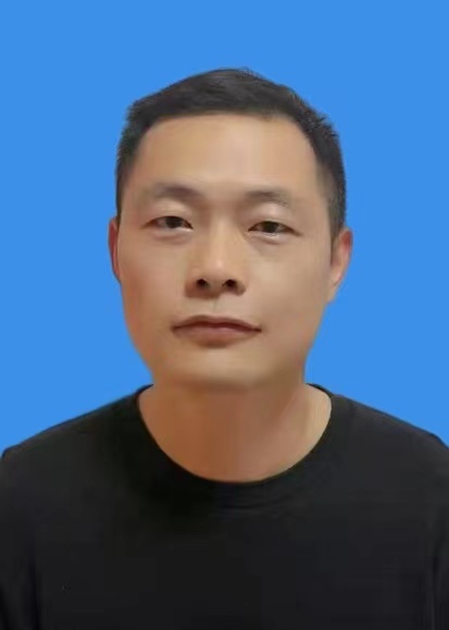 梁伟超
