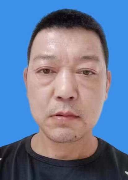 欧伟