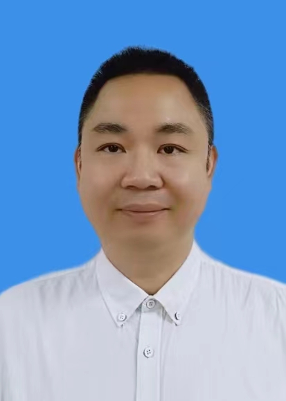 江育新