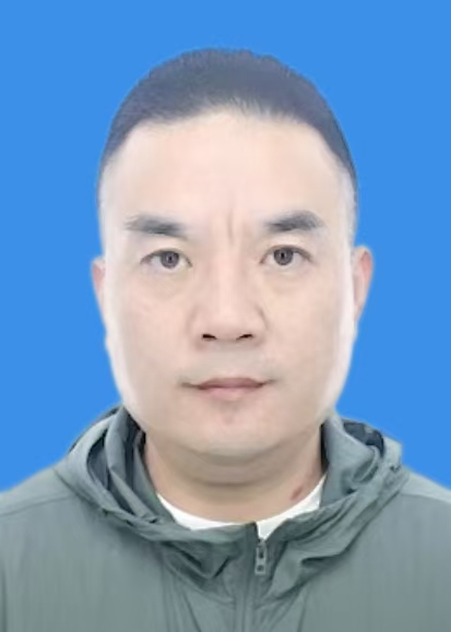 沈利华