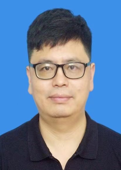 潘斌