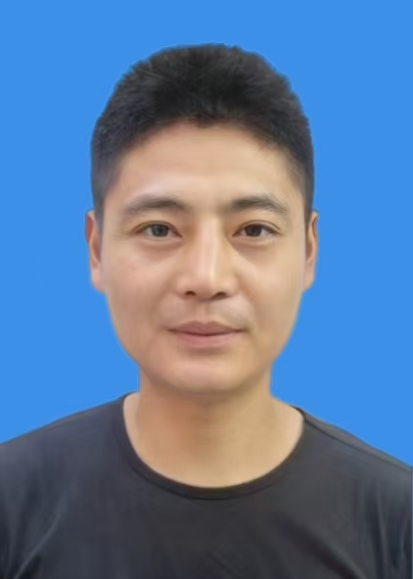 潘磊