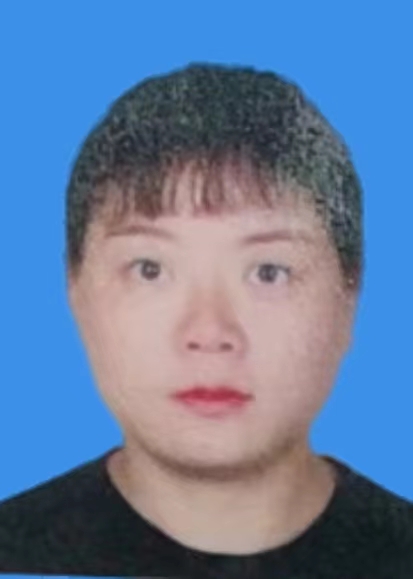 熊文文