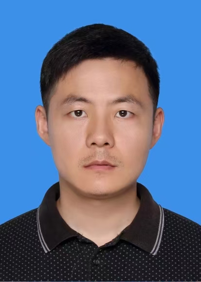 燕斌