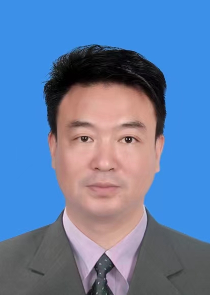 王前伟