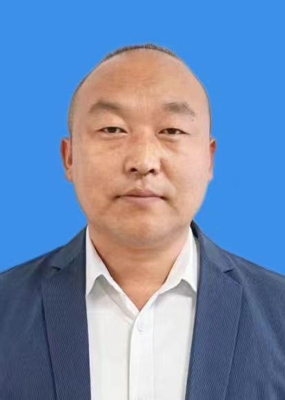 王岗飞