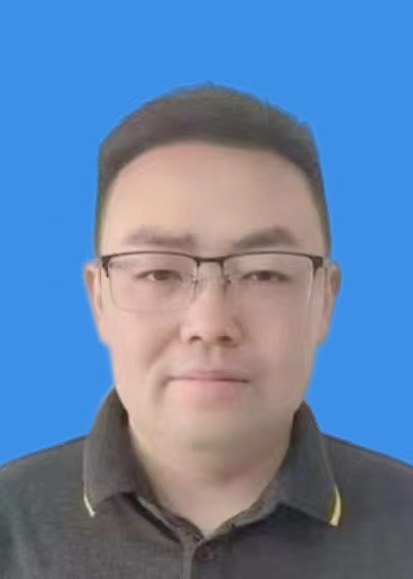 王强