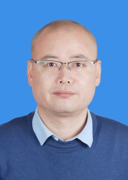 王强