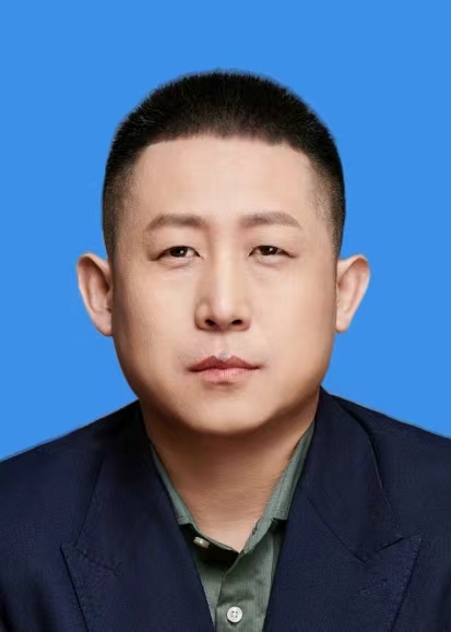 王洪伟