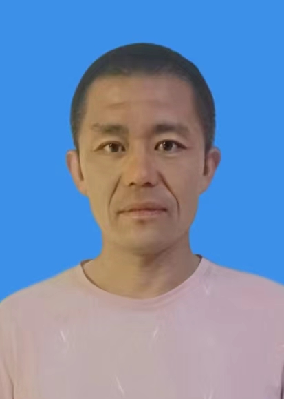 王海龙