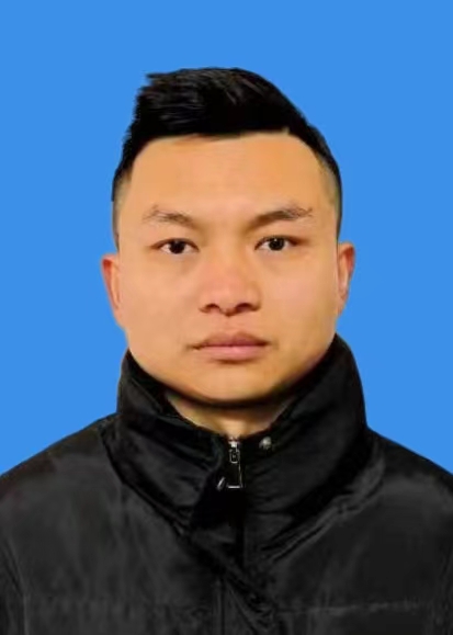 王 琪