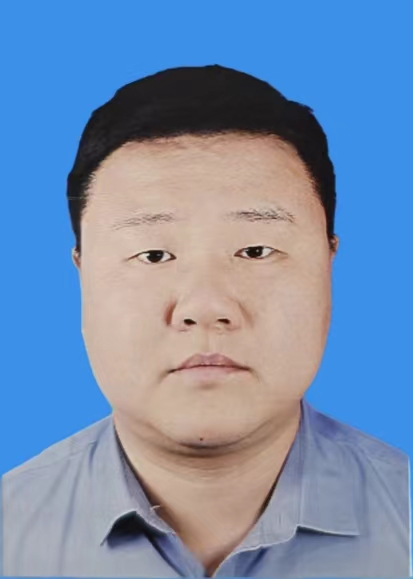 王磊