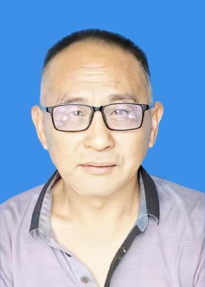 王立军