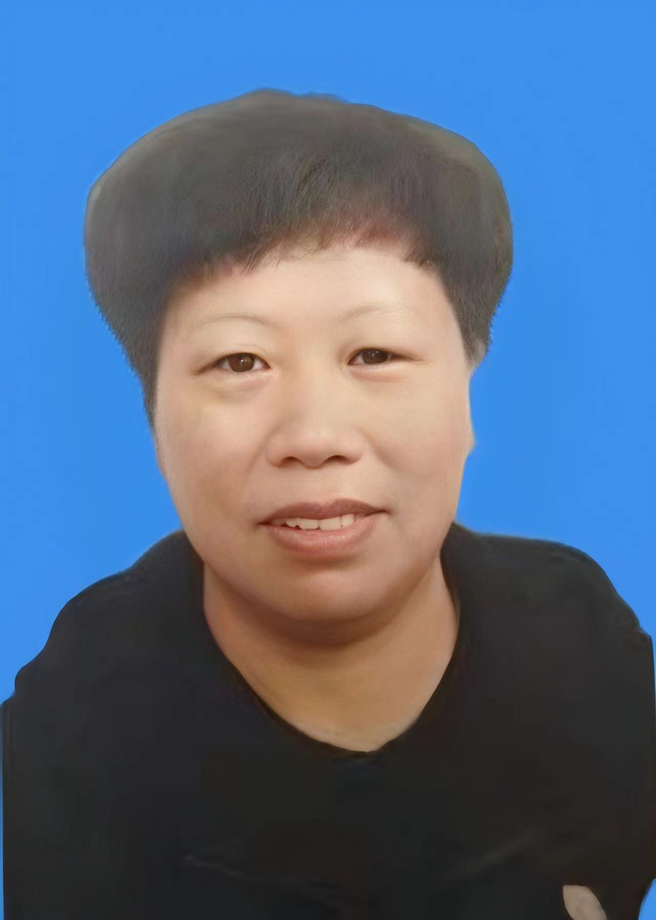 王美斐