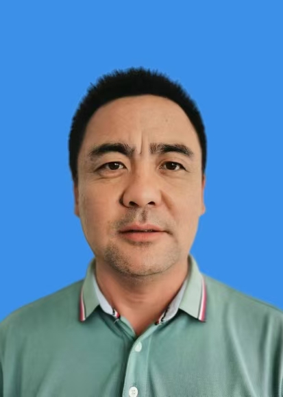 王飞
