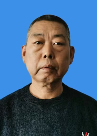 石红伟