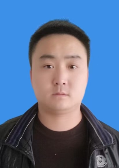 秦垒刚