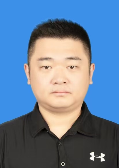 管泽鹏