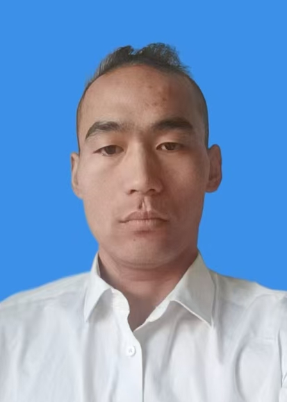 罗雄