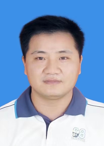 肖龙华