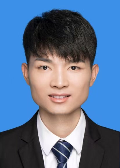 胡彤
