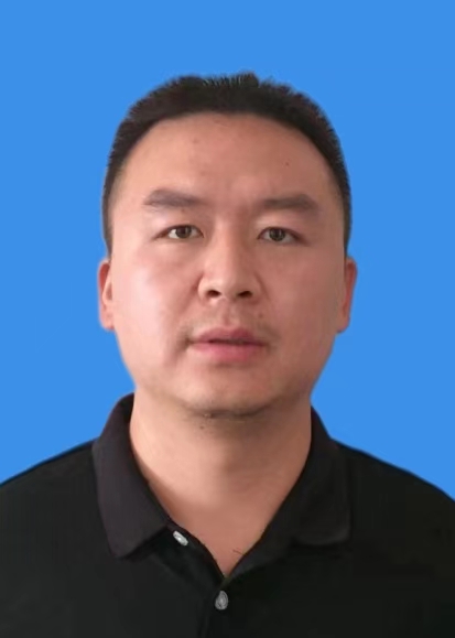 董杨杨