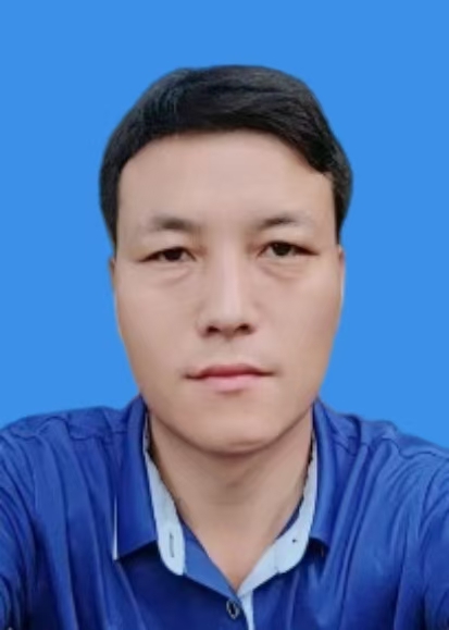 董长烨