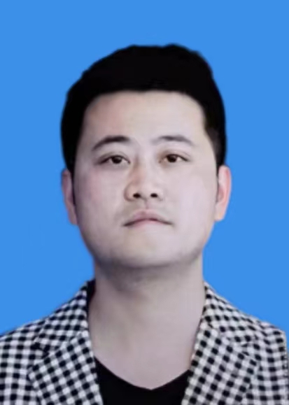 蒋泞忆