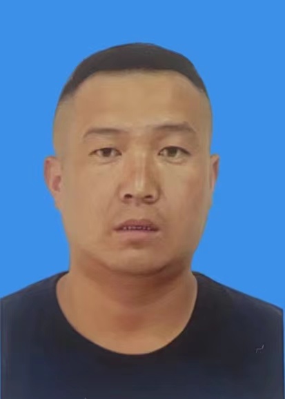 薛文坦