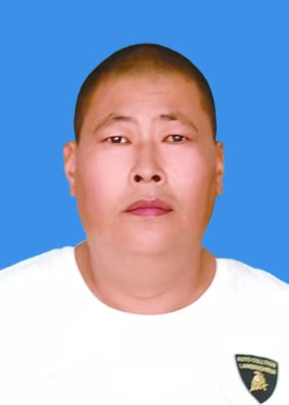 薛爱明
