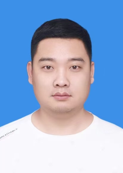 衡耀龙