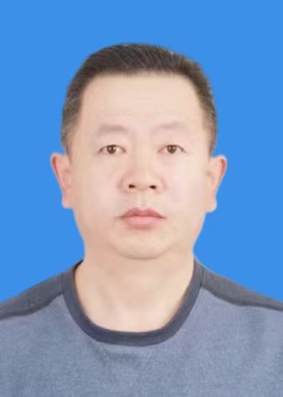 袁炜