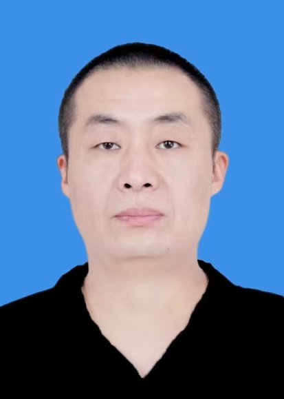 谷伟