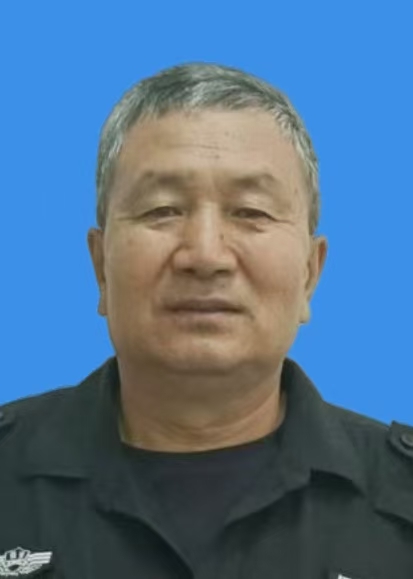 谷成杰