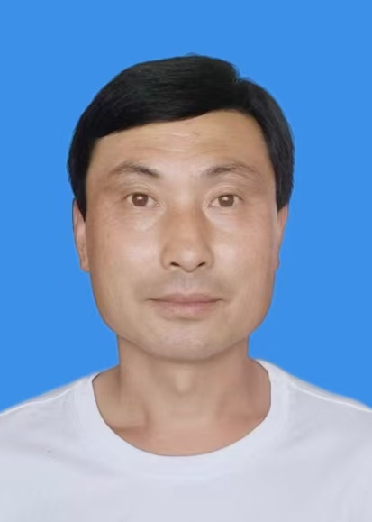 辛亮