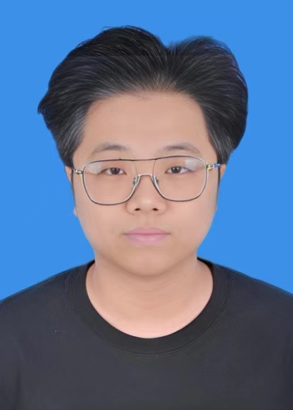 邓亮