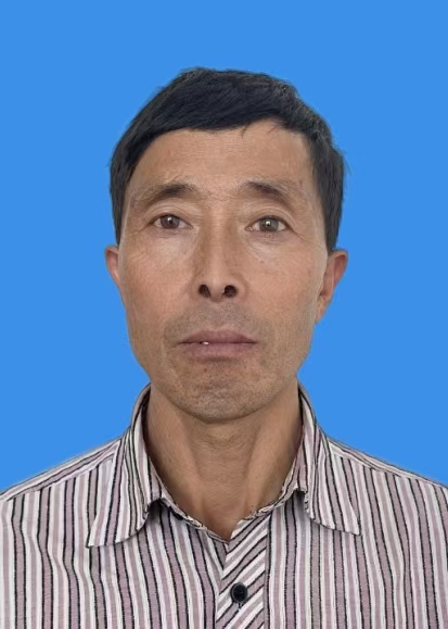 邓六林