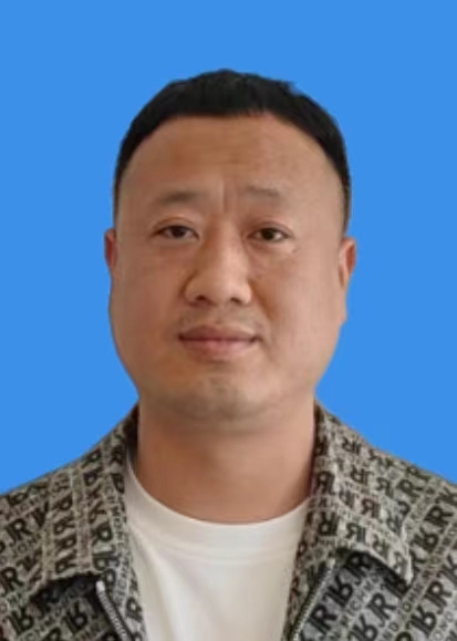 郑旭伦