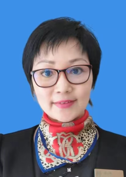 钟红英
